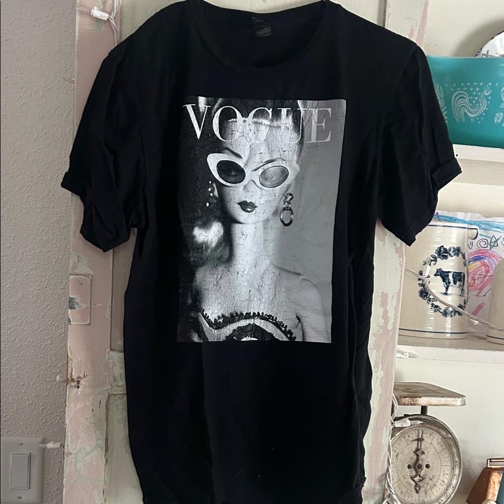 Vogue Graphic Black Tee